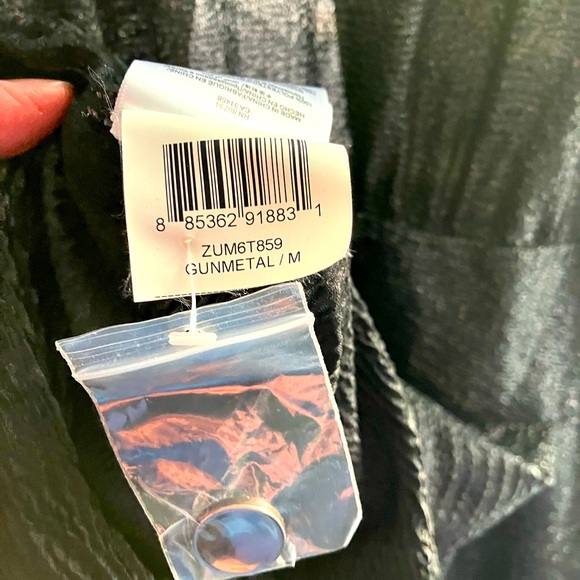 BCBGeneration Shimmery Gunmetal Black Cocktail/Prom/Wedding/Holiday Mini Dress - Picture 9 of 15